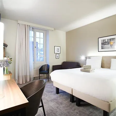 Mercure Centre Place Bretagne 4* Ренн